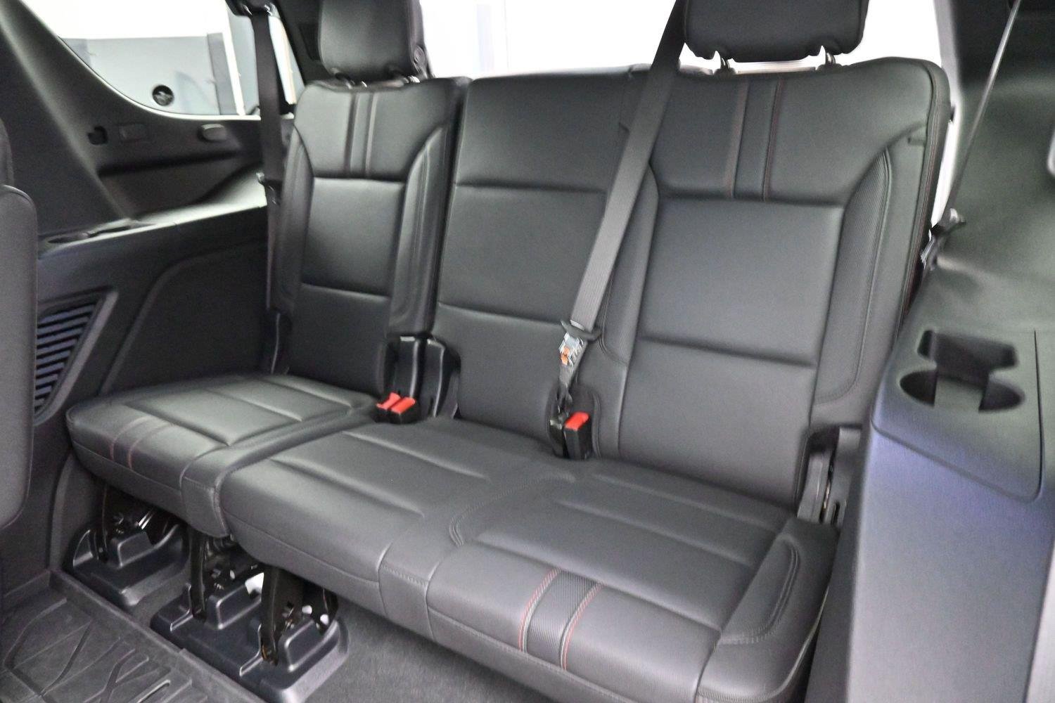 Used 2025 Black Chevrolet RST image 34
