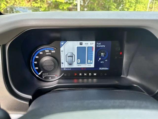 Used 2022 Red Ford Badlands image 19