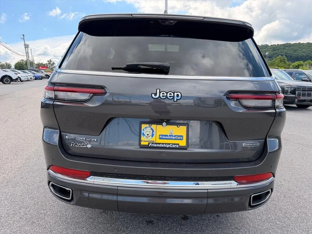 Used 2021 Gray Jeep Overland image 12