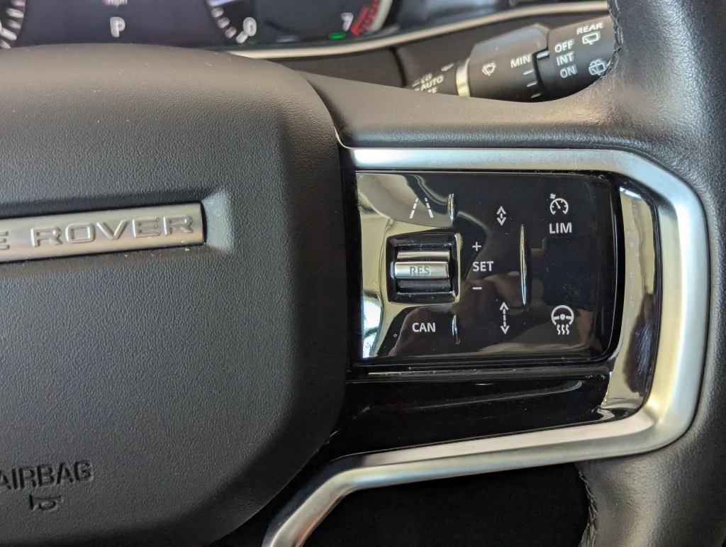 Used 2023 White Land Rover S image 41