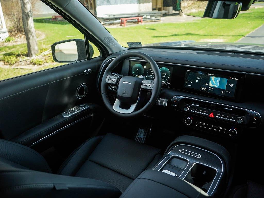 New 2026 Titan Green Hyundai SEL Premium 8P AWD image 42