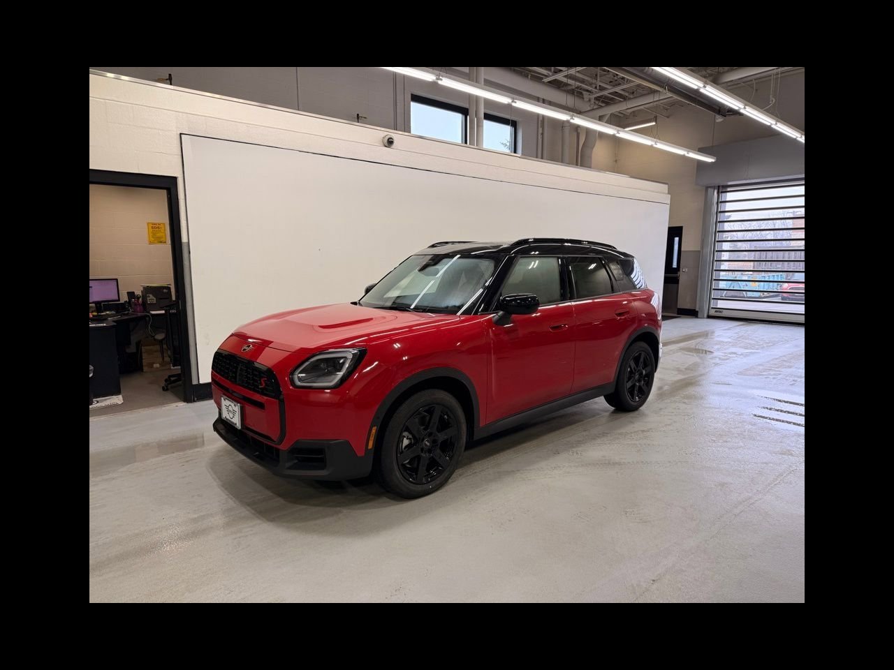New 2026 Chili Red II MINI OXFORD EDITION image 1