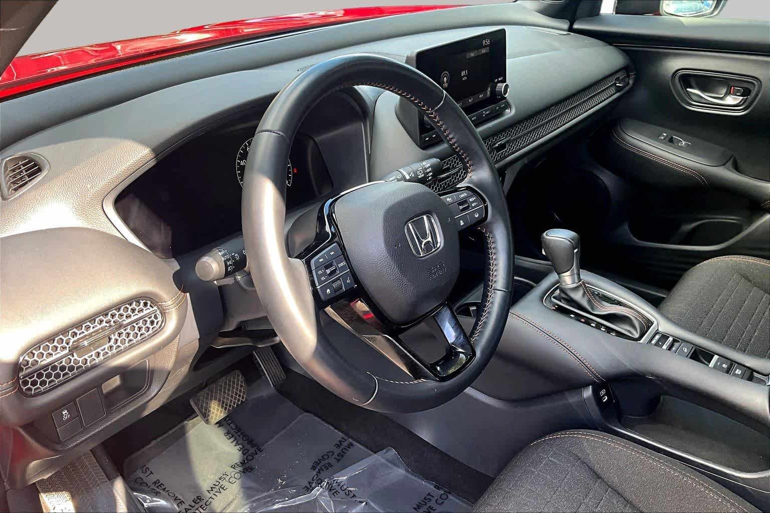 Used 2025 Milano Red Honda Sport image 18