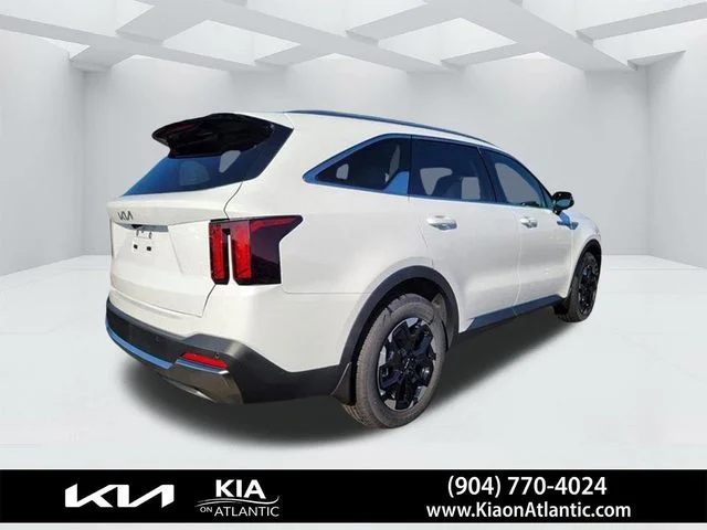 2025 Kia Sorento S - Photo 12