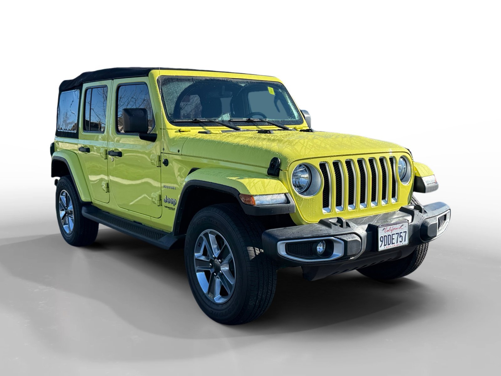 Used 2022 High Velocity Clearcoat Jeep Unlimited Sahara image 7