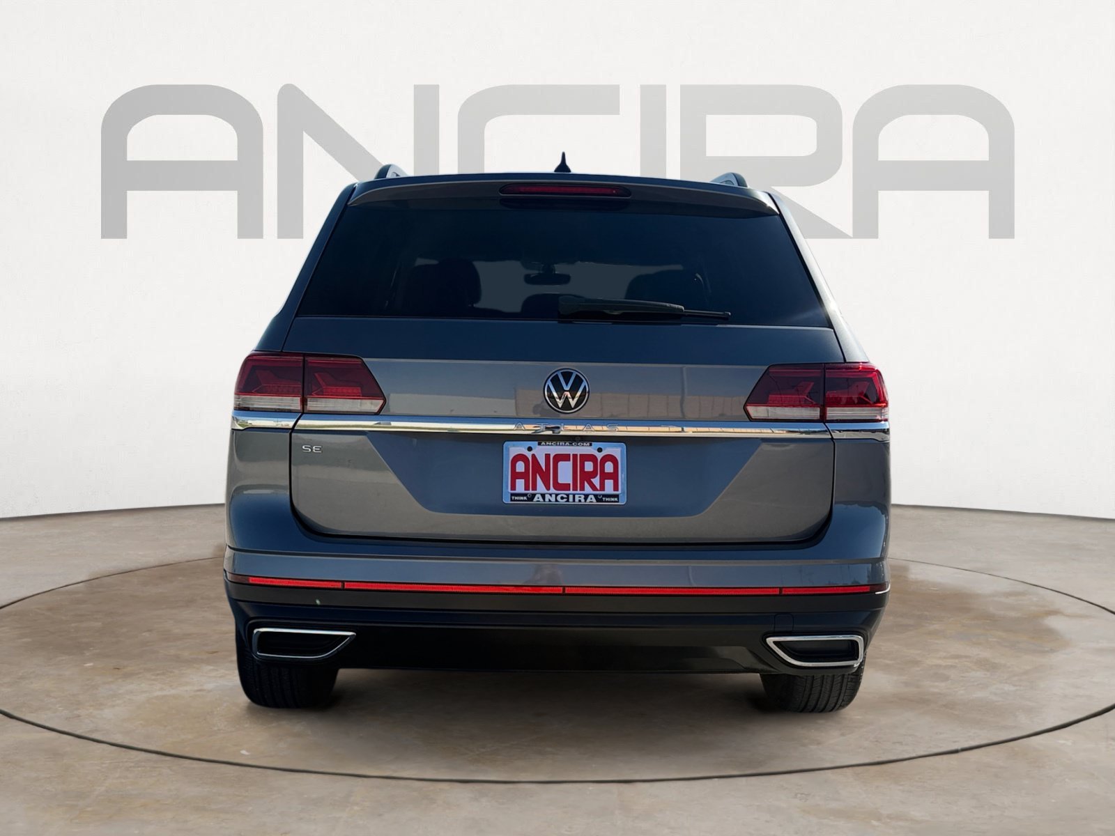 Used 2022 Silver Volkswagen 2.0T SE image 9
