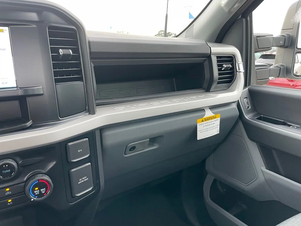 New 2026 Oxford White Ford F-350® XL image 43
