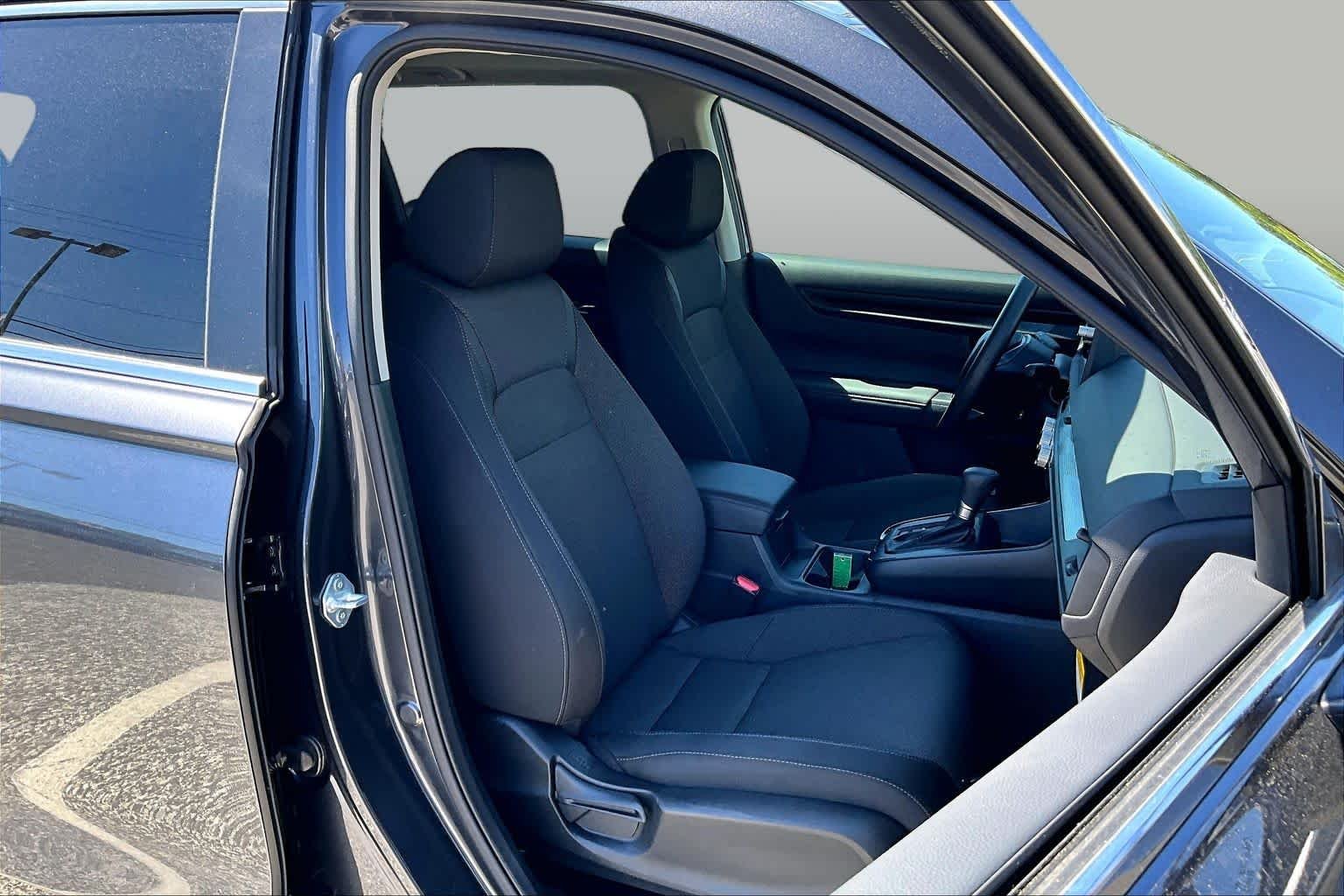 2026 Honda CR-V EX - Photo 9