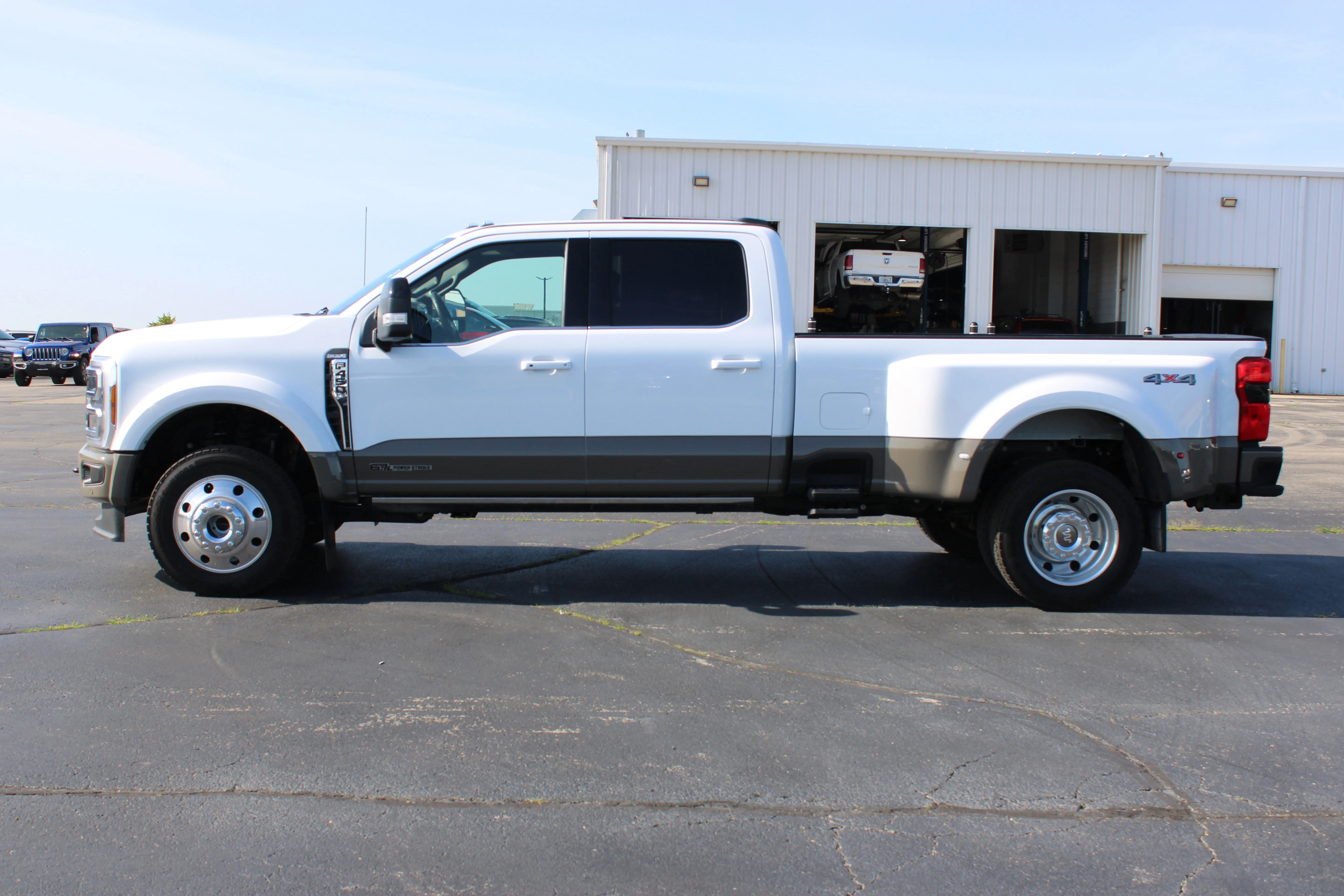 Used 2026 Oxford White Ford King Ranch image 5