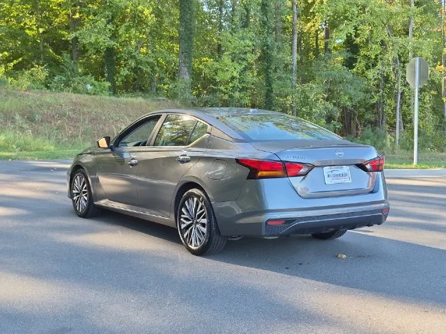 Used 2025 Gray Nissan 2.5 SV image 11