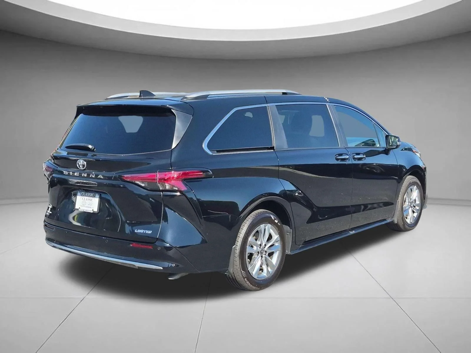 Used 2026 Midnight Black Met TOYOTA  image 5