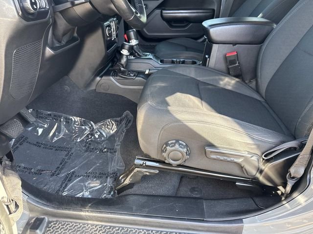 Used 2020 Gray Clearcoat Jeep Sport image 20