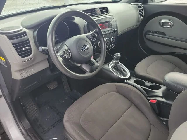 Used 2016 Silver Kia Base image 15