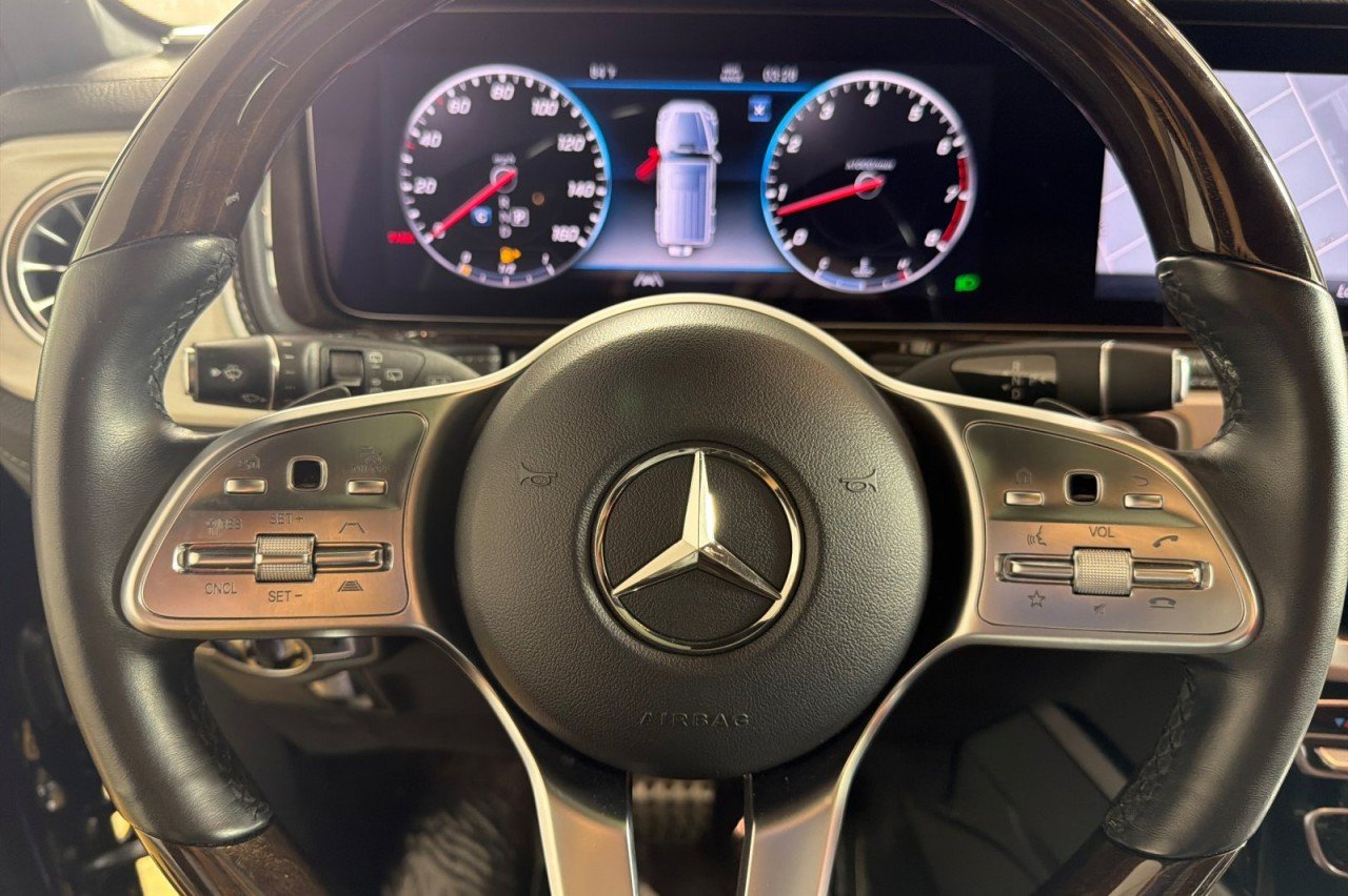 Certified Used 2021 Obsidian Black Metallic Mercedes-Benz G 550 image 23