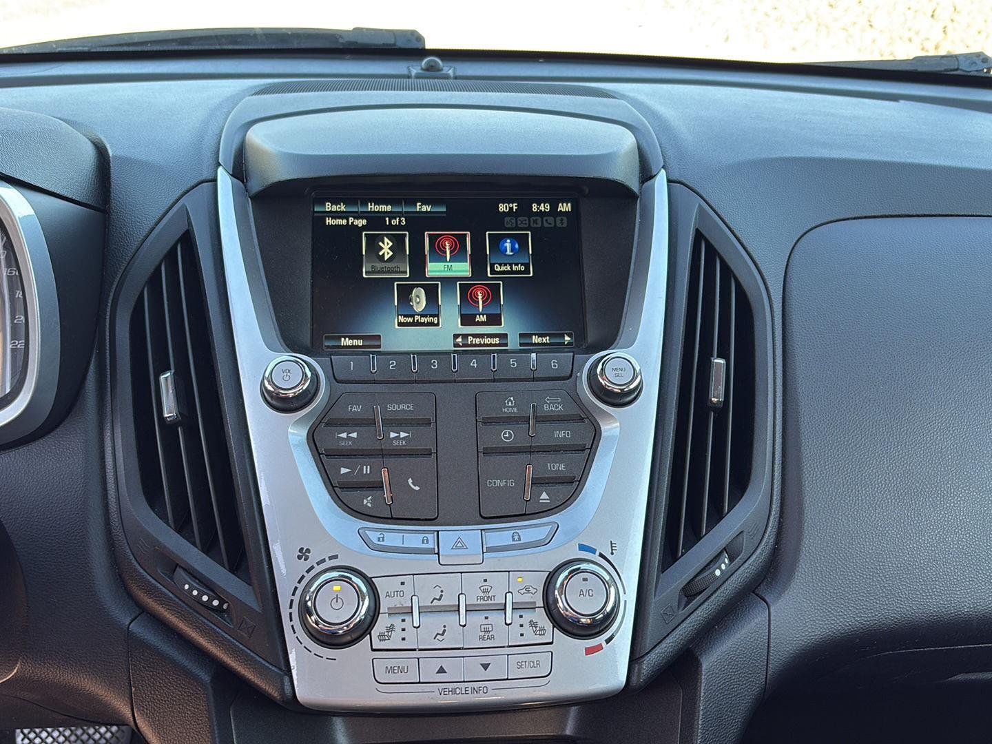 Used 2015  Chevrolet LT image 6