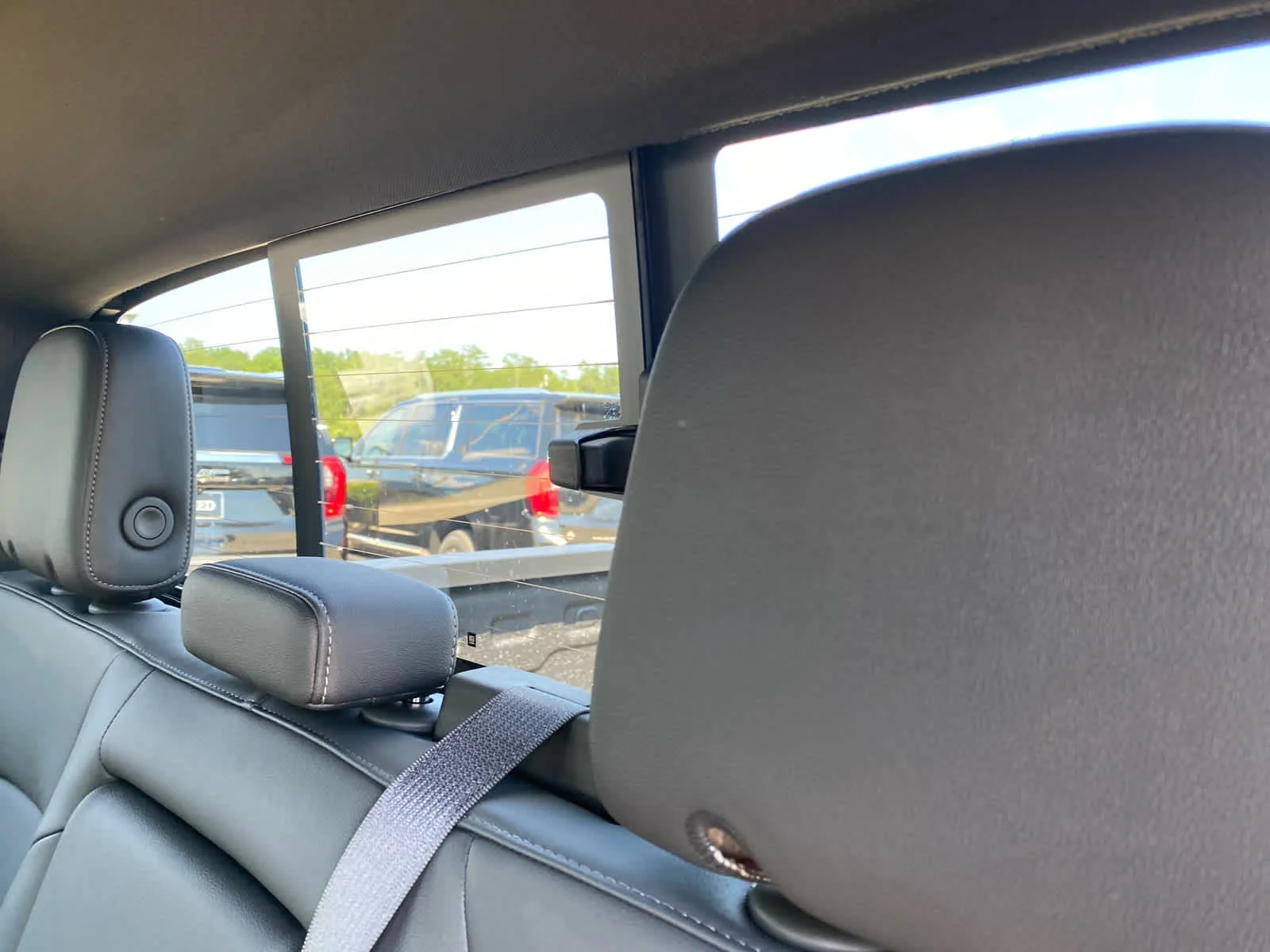 New 2026 Sterling Metallic GMC Elevation image 26