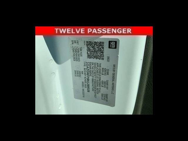 2022 Chevrolet Express Passenger LS - Photo 23