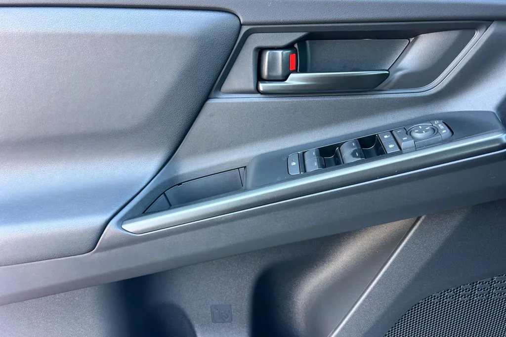 New 2026 Wind Chill Pearl Toyota XLE image 11