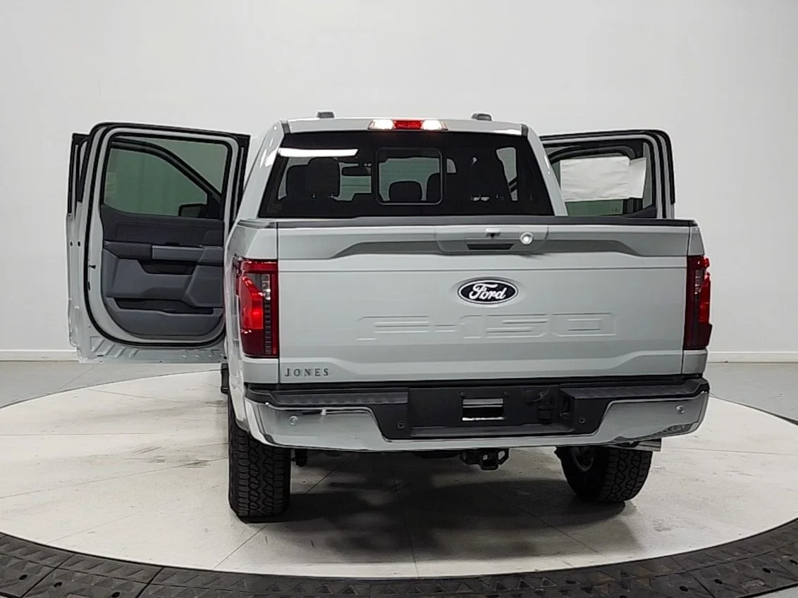 New 2026 White Ford XLT image 14