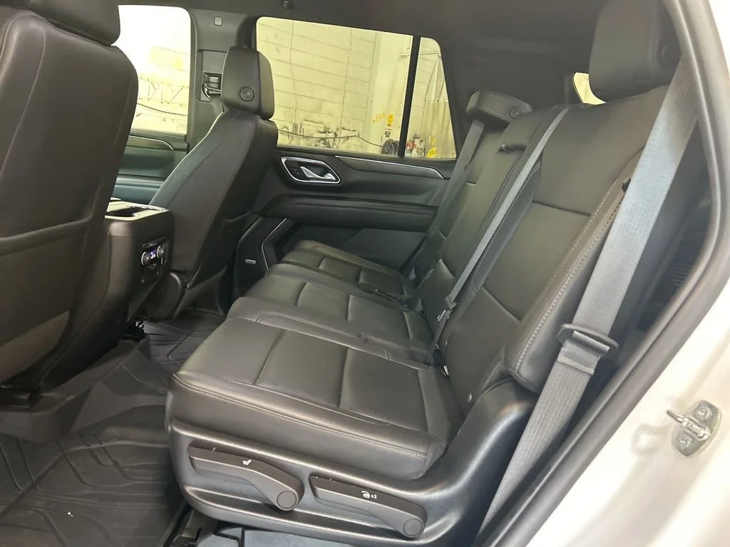 Used 2023 Summit White Chevrolet LT image 15