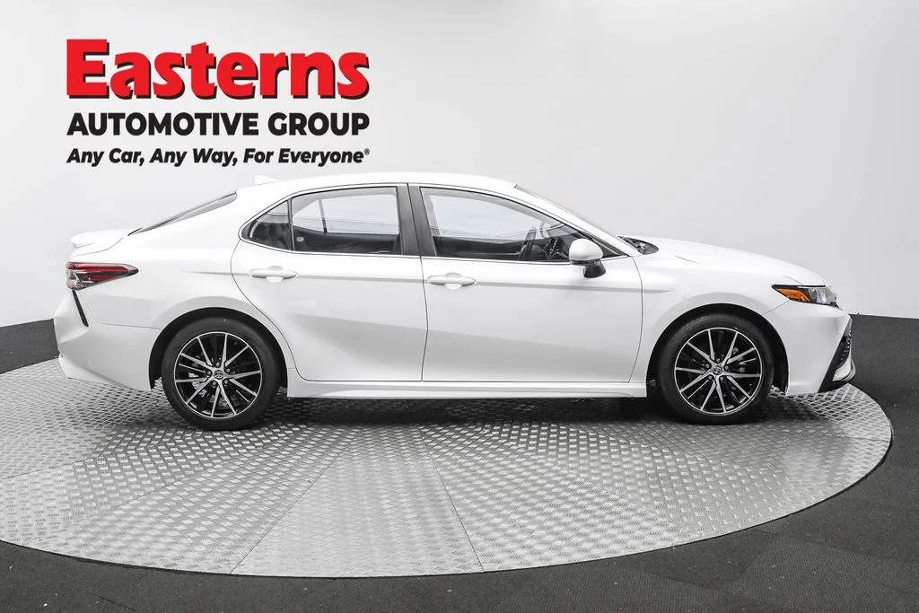 Used 2023 White Toyota SE image 4