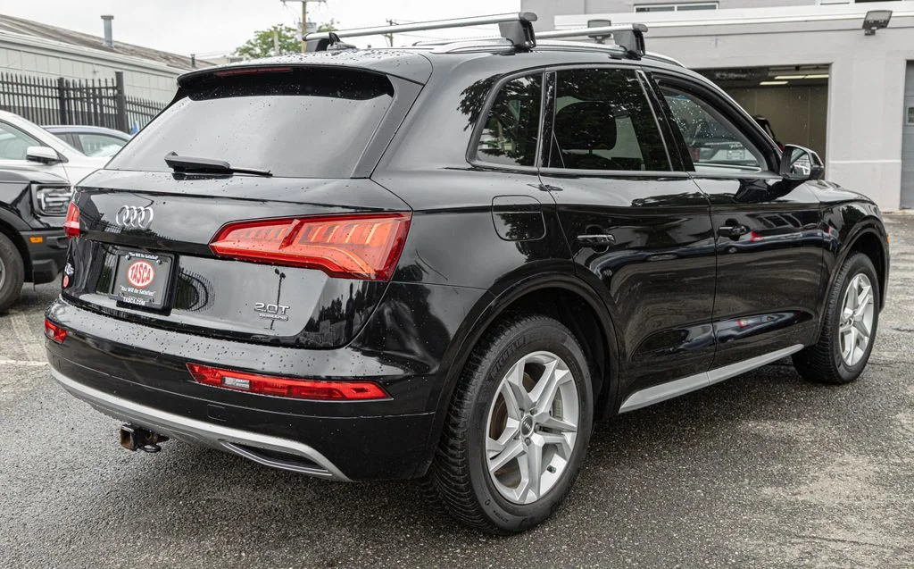 Used 2018  Audi 2.0T Premium image 6