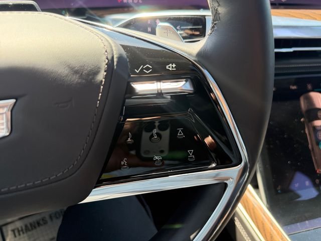 Used 2025 Black Cadillac Sport Platinum image 23