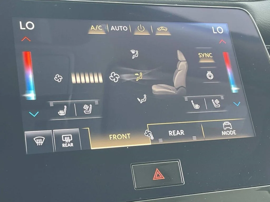 Used 2025 Black INFINITI LUXE image 21