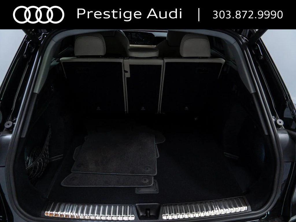 Used 2025 Mythos Black Metallic Audi 2.0T Prestige image 29