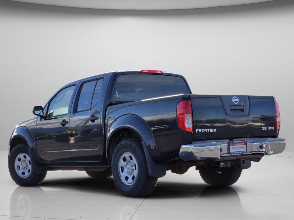 Used 2007 Super Black Nissan SE image 19
