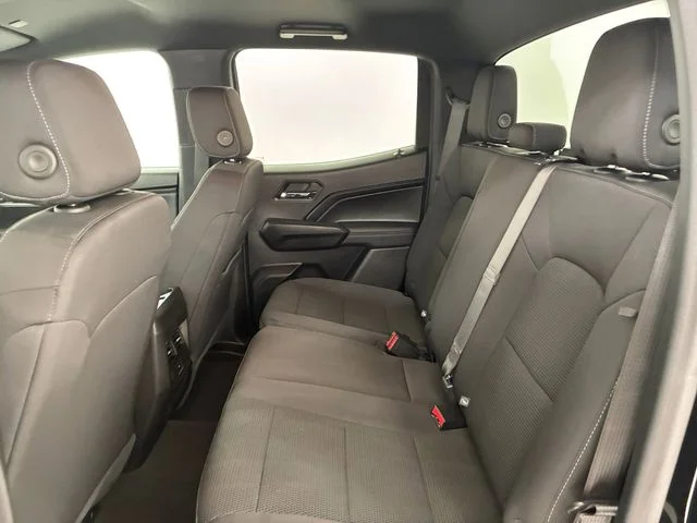 2024 Chevrolet Colorado LT - Photo 18