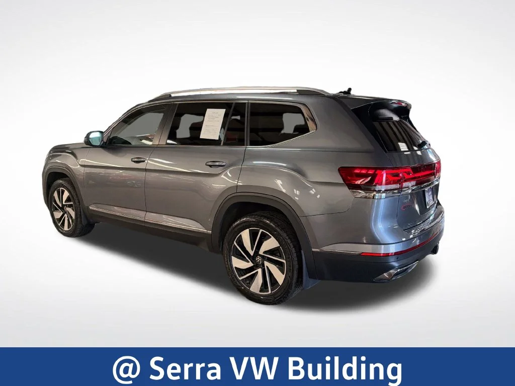 Used 2024 Gray Volkswagen 2.0T SEL image 3