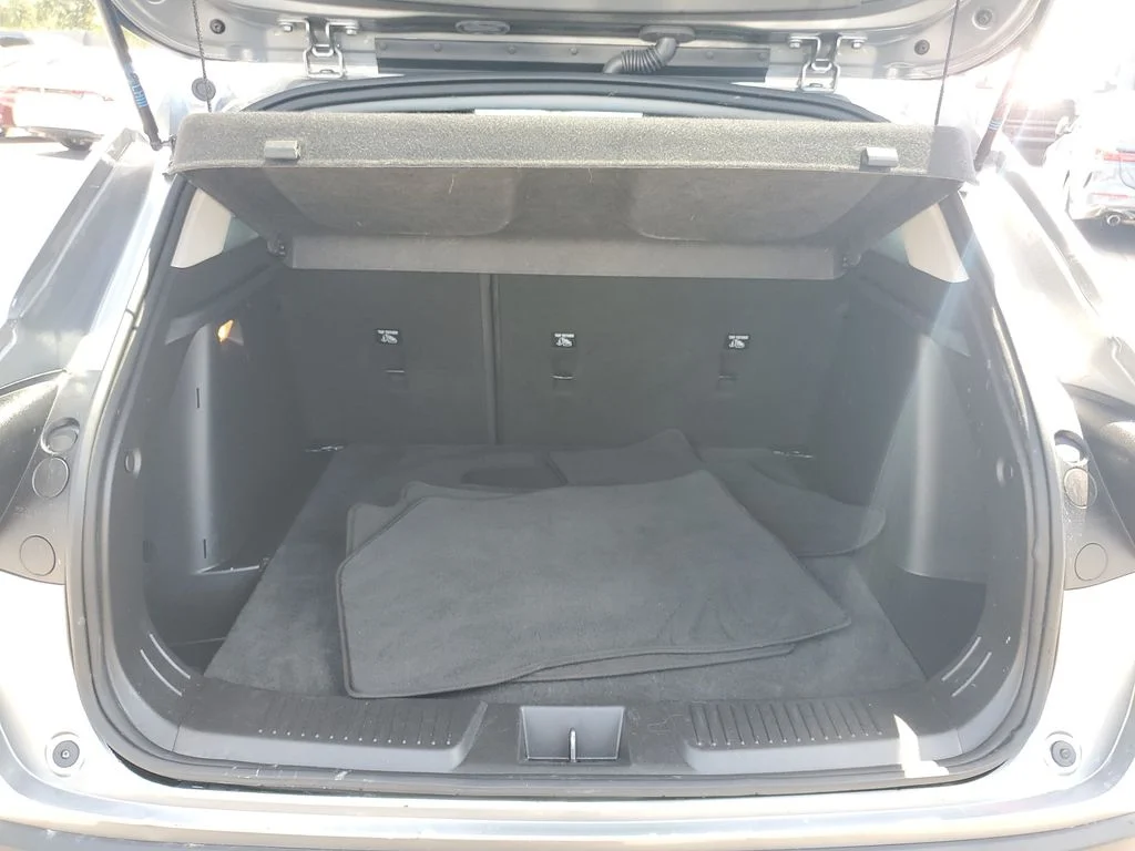 Used 2025 Gray Chevrolet LT image 7