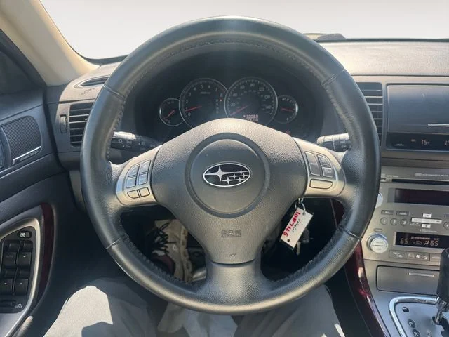 Used 2009 Quartz Silver Metallic Subaru 2.5i image 13