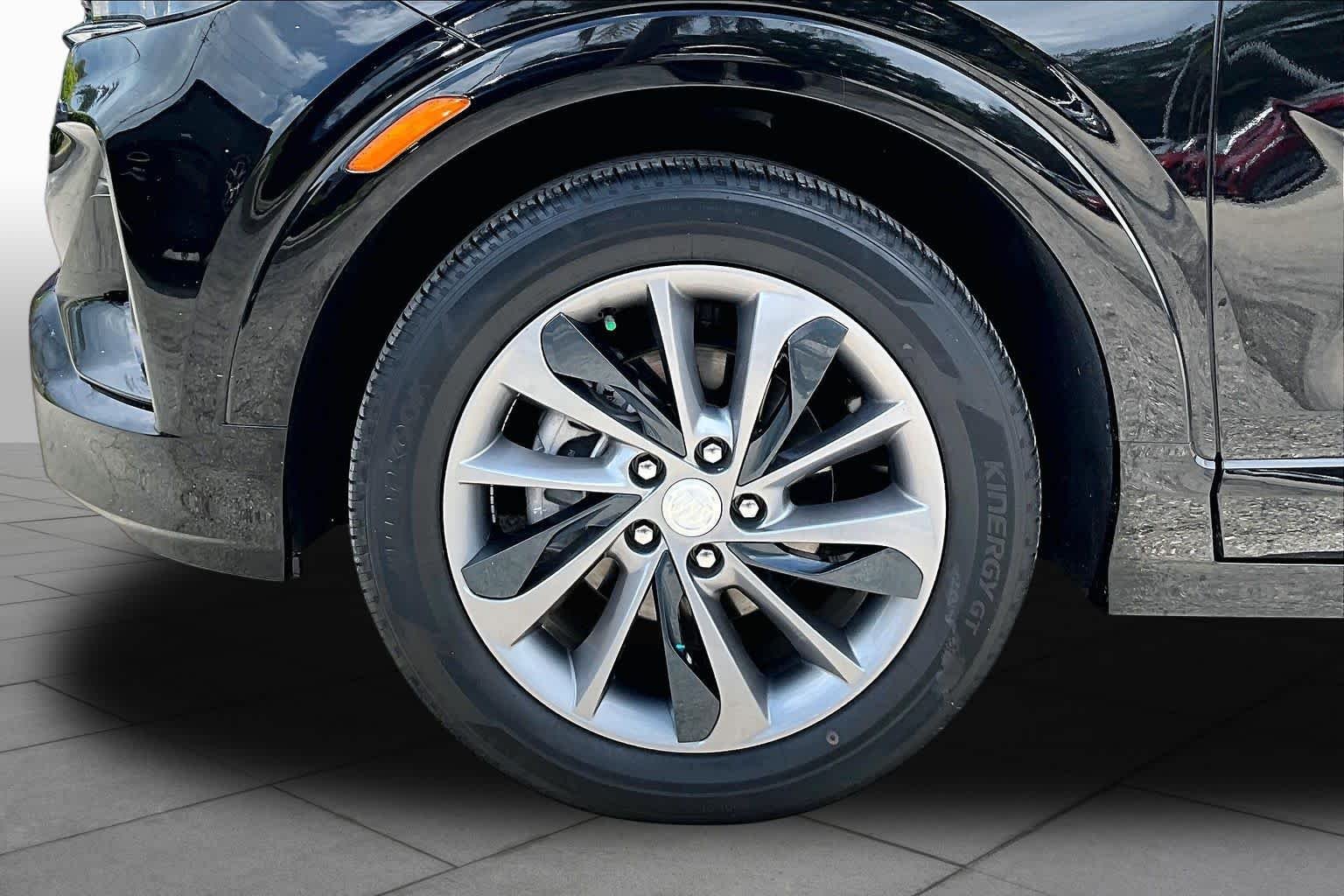 Used 2023 Ebony Twilight Metallic Buick Select image 11
