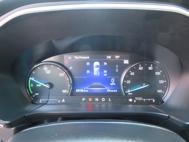 Used 2022 Agate Black Metallic Ford SE Hybrid image 31