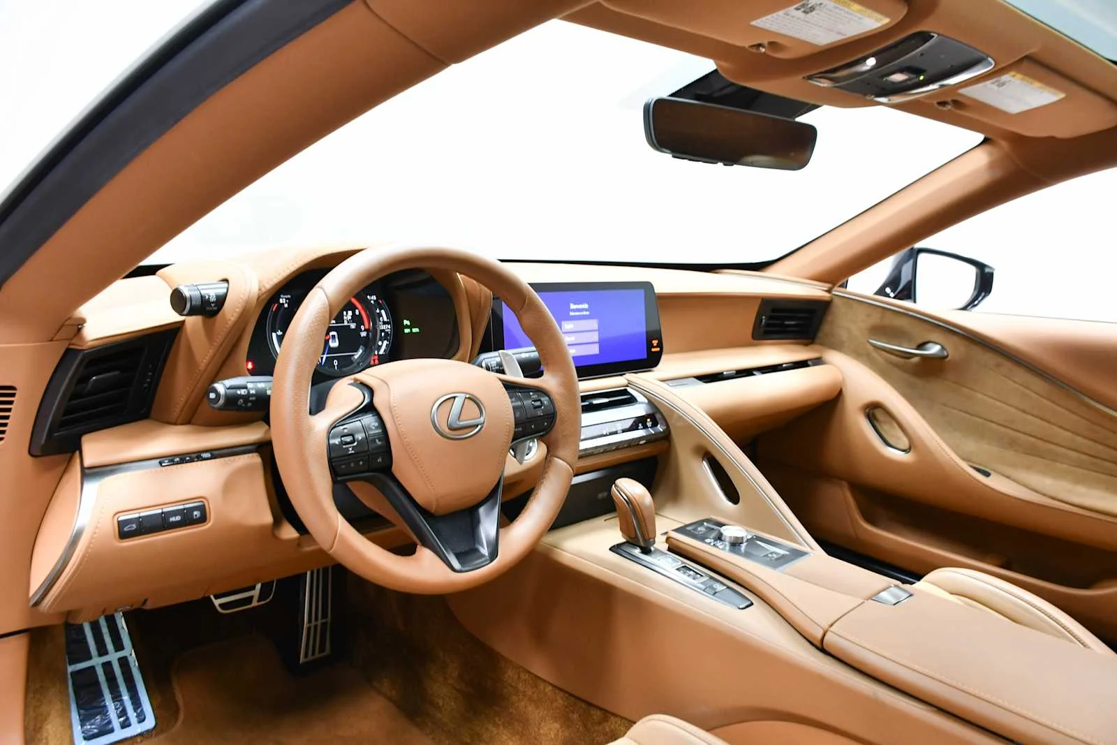 Certified Used 2024 ULTRA WHITE Lexus  image 17