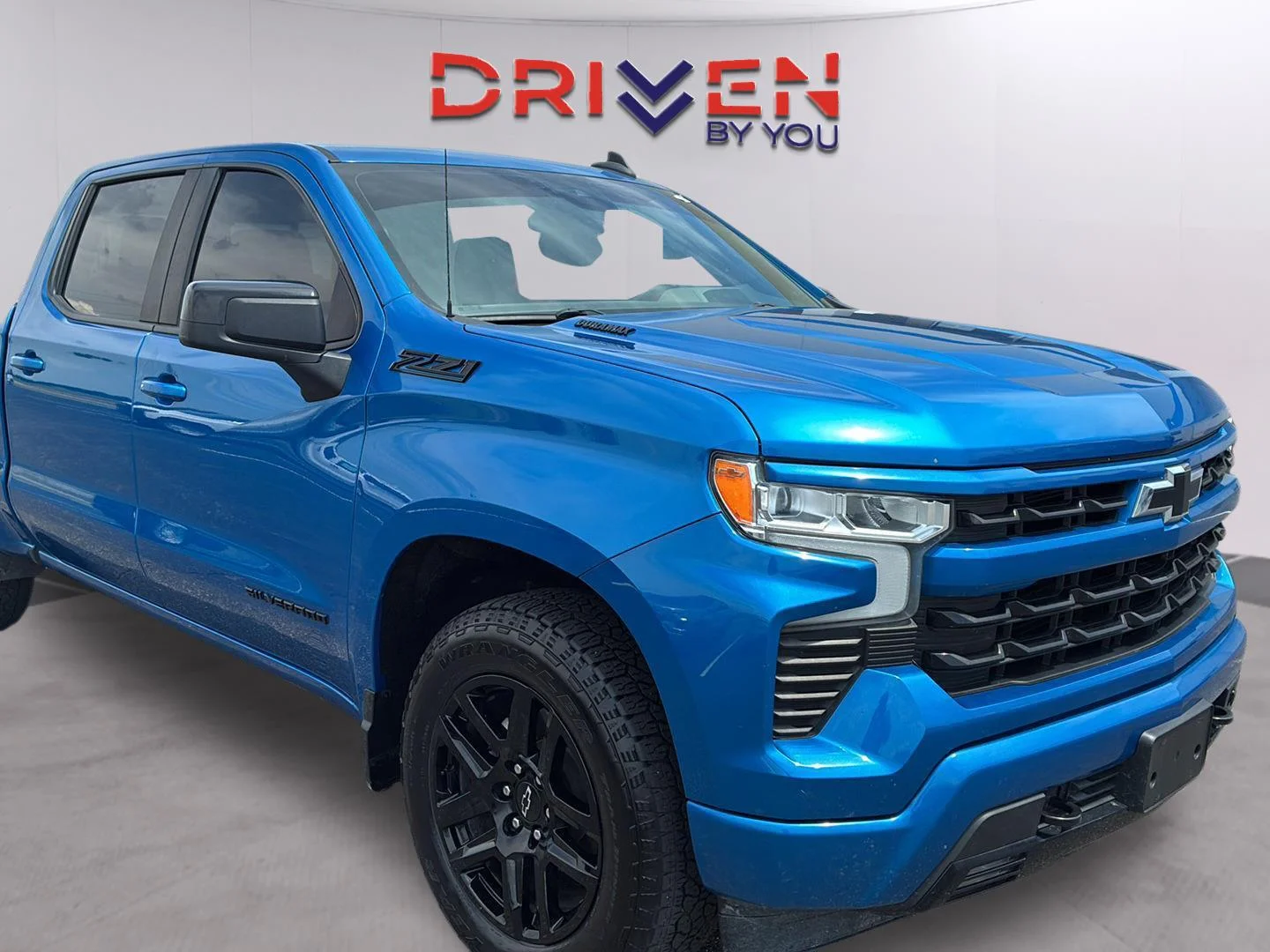 Used 2023 Glacier Blue Metallic Chevrolet RST image 7