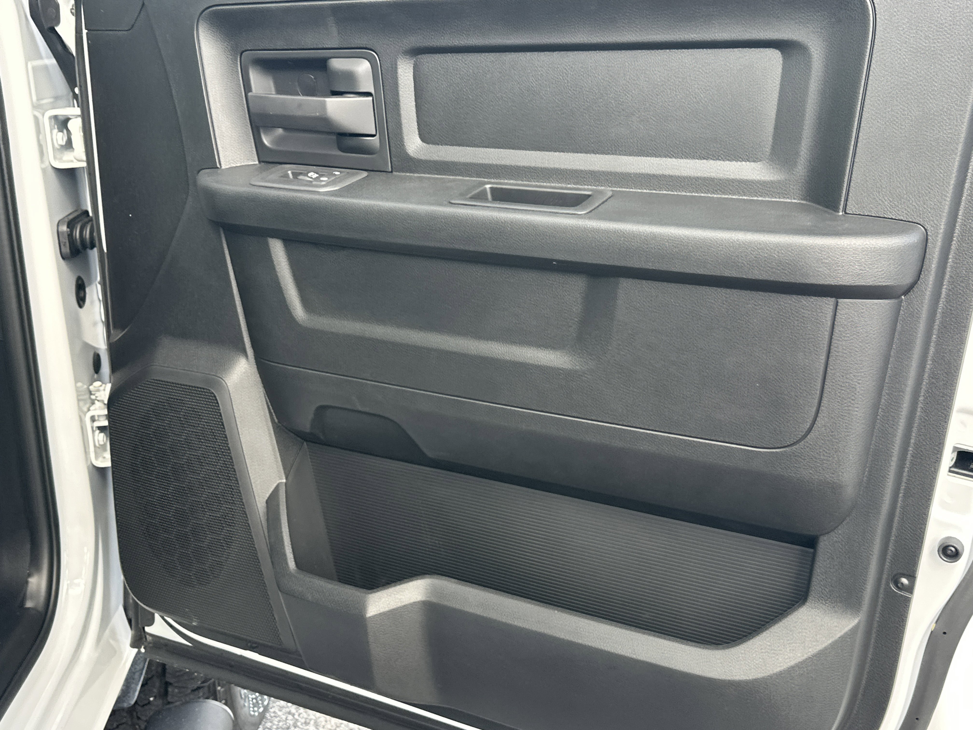 2026 RAM 2500 Tradesman - Photo 15