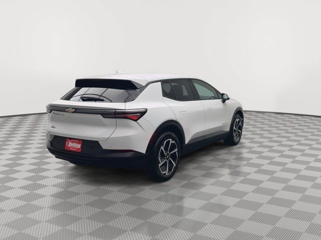 Used 2025 Summit White Chevrolet LT1 with PCY image 38