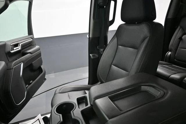 Used 2024 Black Chevrolet LTZ image 30