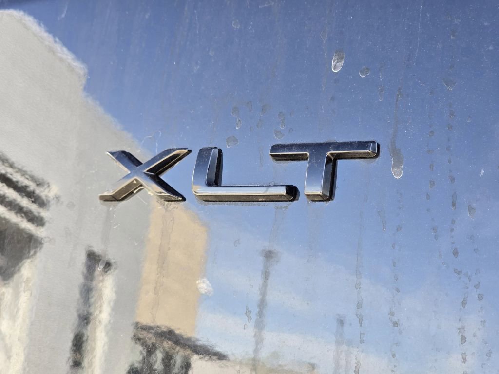 New 2026 Agate Black Metallic Ford XLT image 28