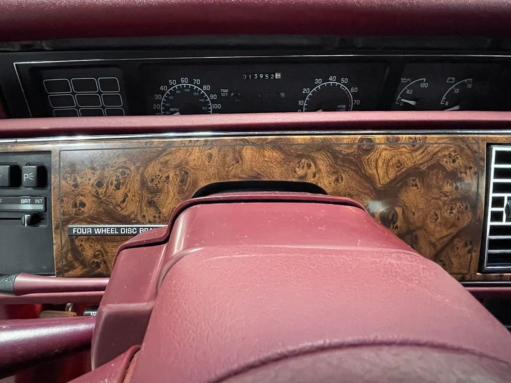 Used 1991  Buick Custom image 68