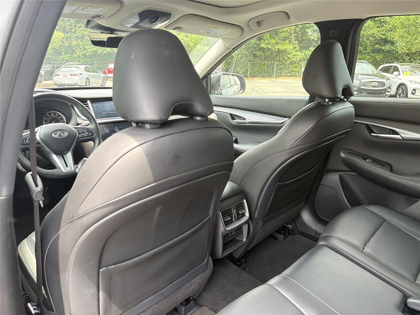 Used 2024 Slate Gray INFINITI LUXE image 23