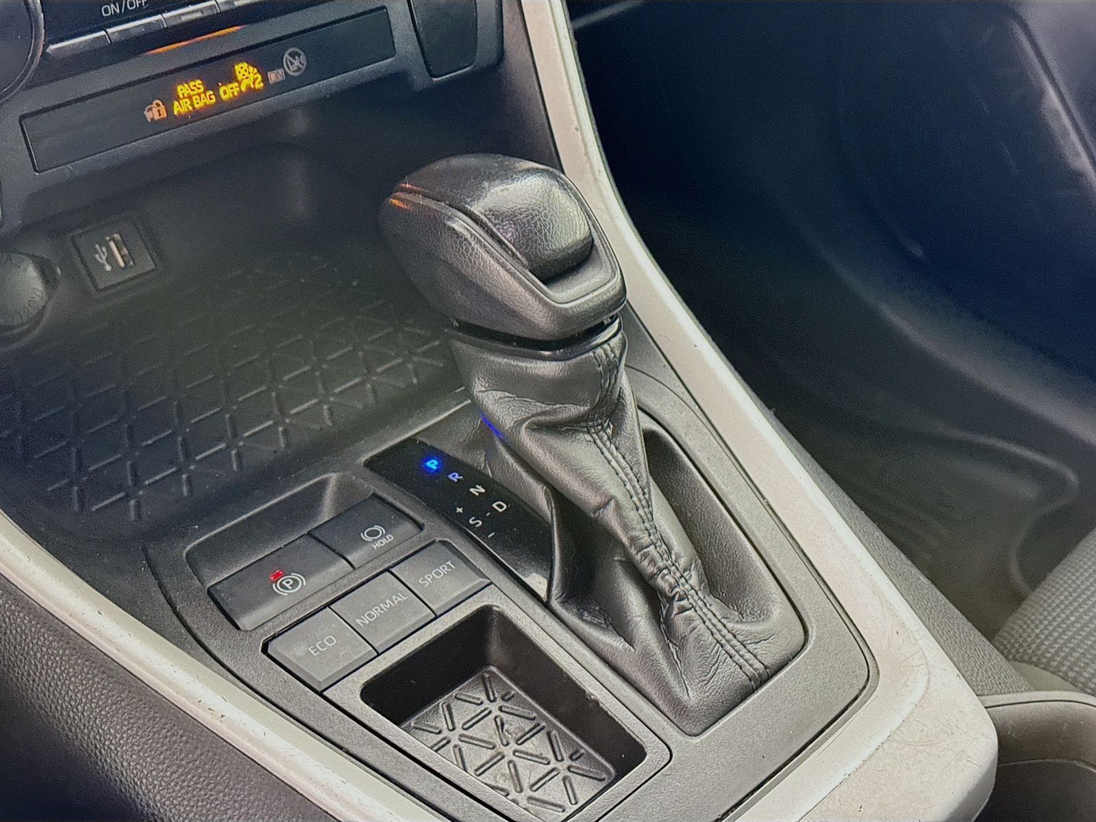 Used 2023 Silver Toyota LE image 10