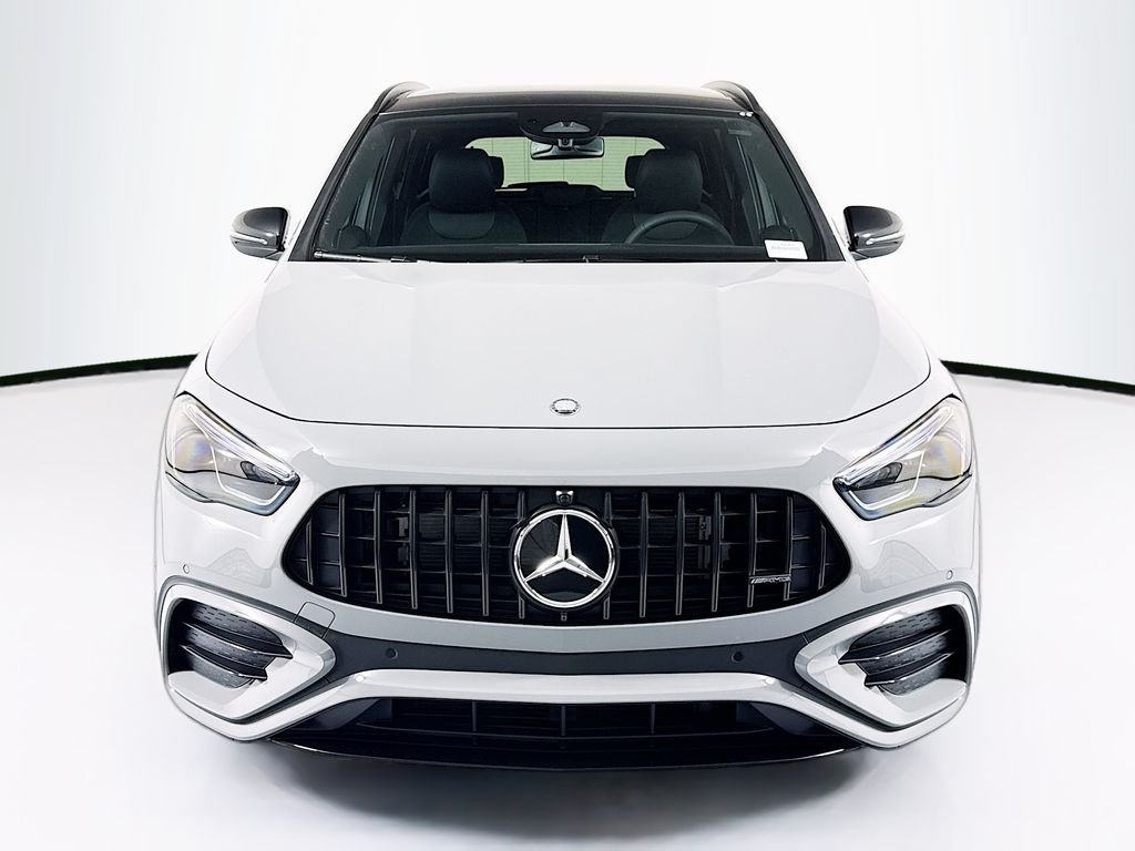 New 2026 MANUFAKTUR Alpine Gray Mercedes-Benz GLA 35 AMG® image 2