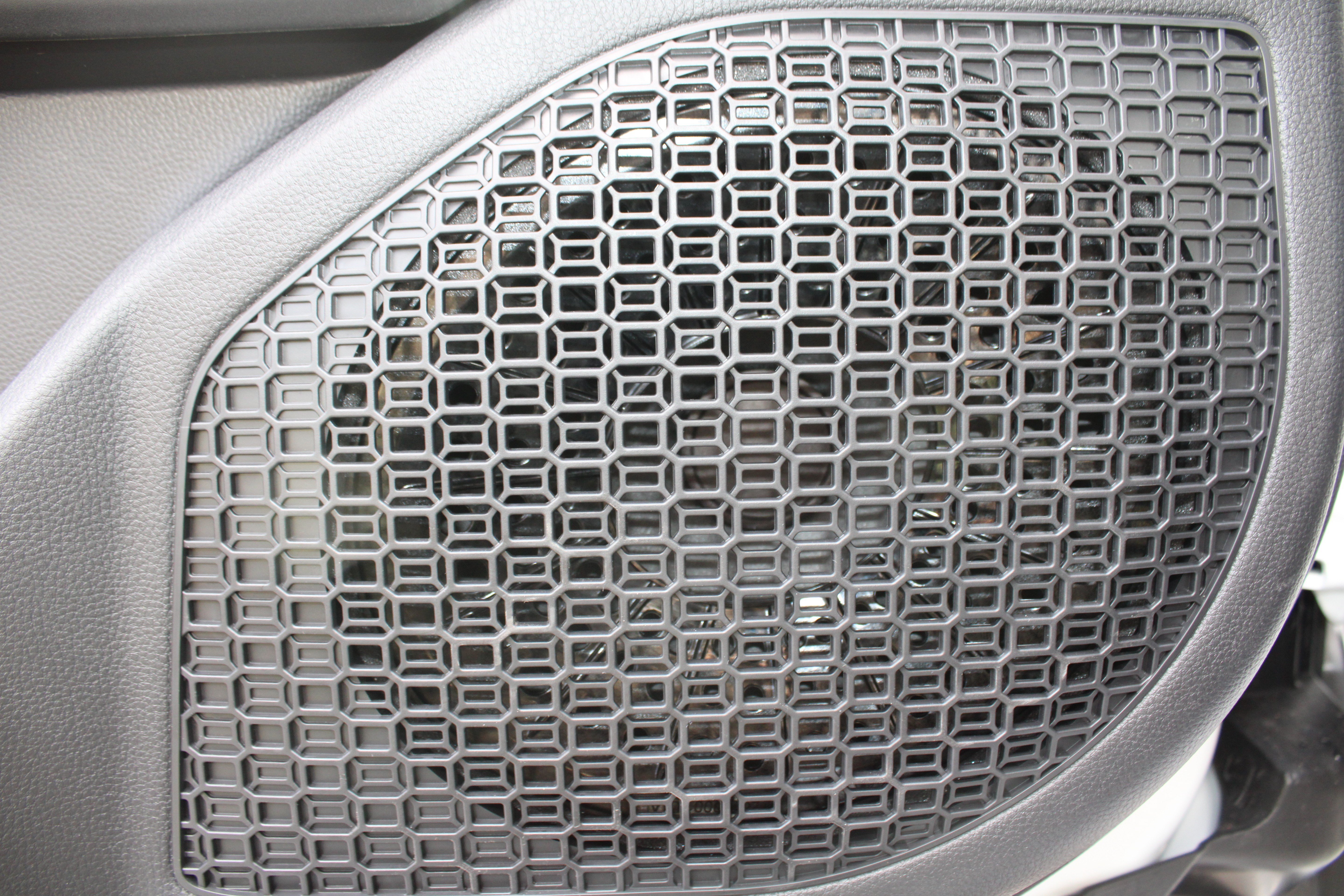 New 2026 Wind Chill Pearl <sup>1</sup> Toyota  Limited image 18