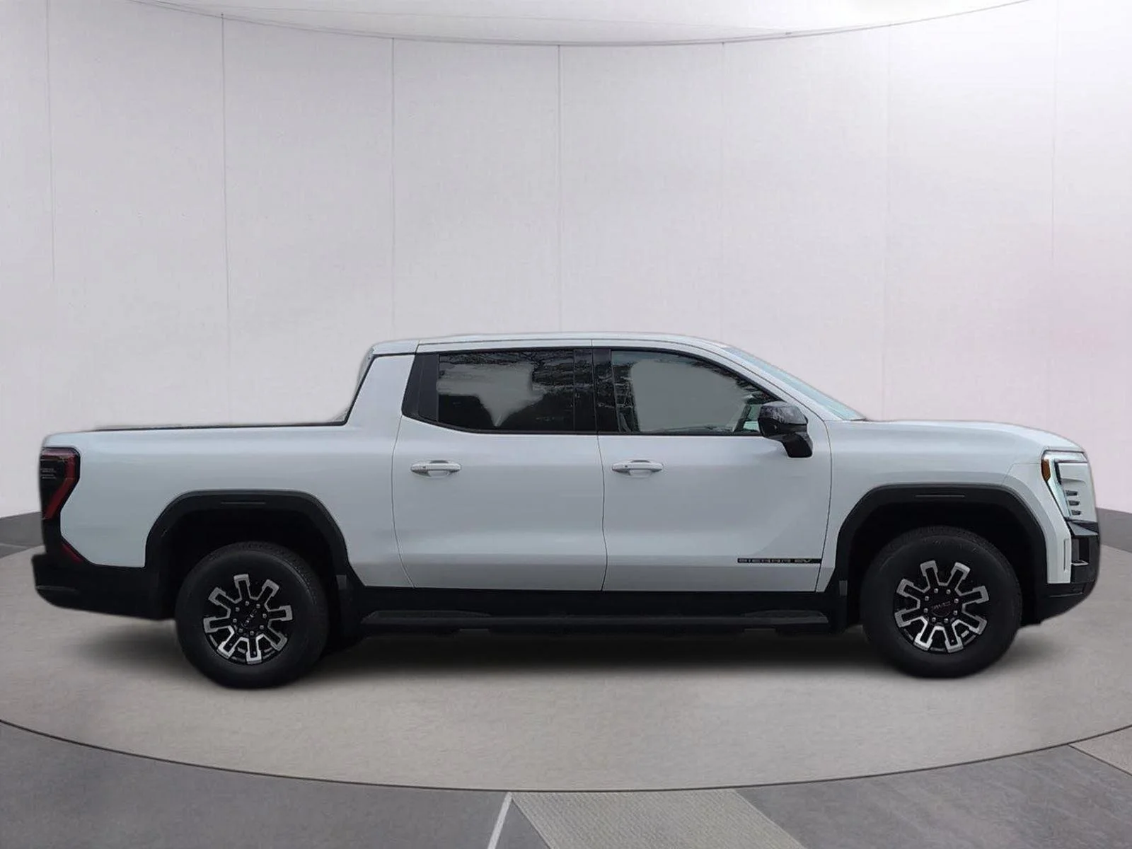 New 2026 Summit White GMC Elevation Standard Range image 2
