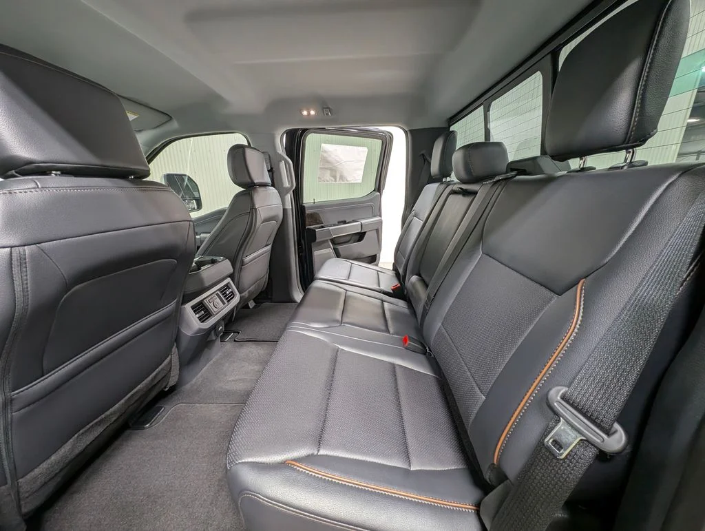 New 2026 Agate Black Metallic Ford F-250® Lariat® image 18