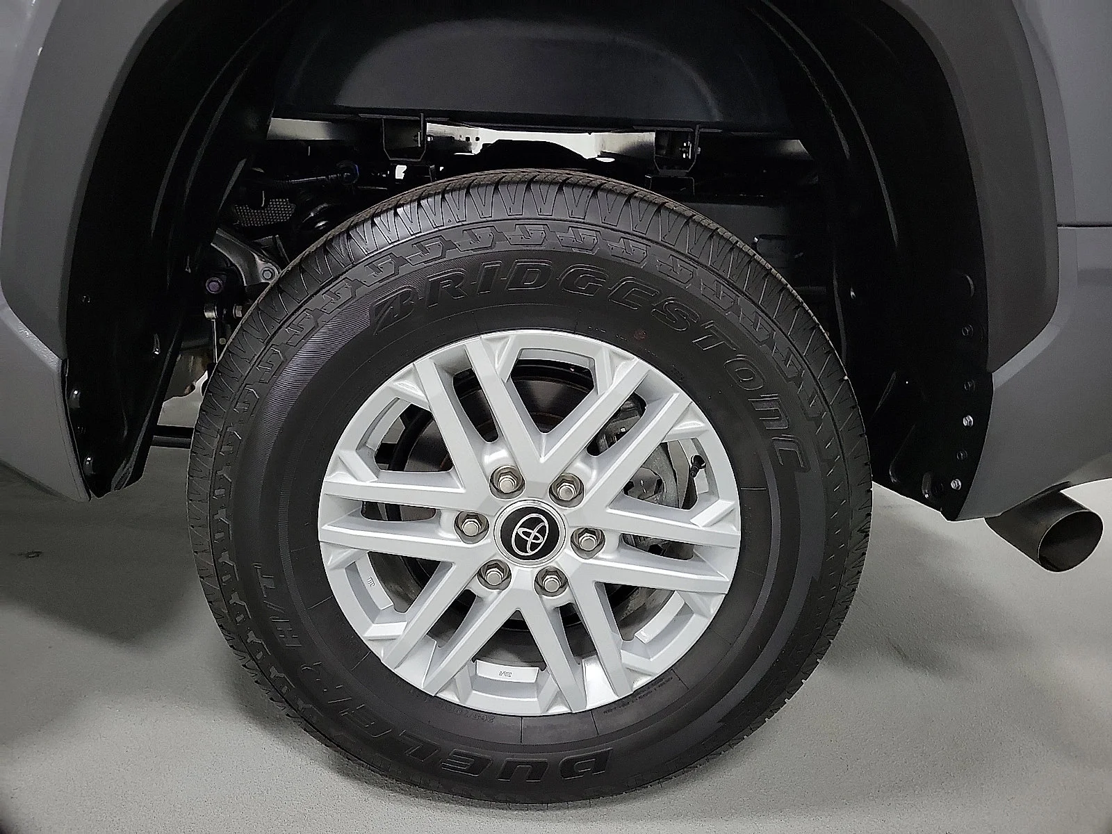 Used 2024 METALLIC GRAY Toyota SR5 image 8